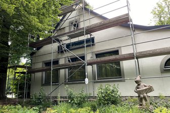 Von der „Schwane“ in Mittweida bis zum Café in Frauenstein: Vier gute Nachrichten aus Mittelsachsen - Derzeit noch eine Baustelle: Die Gaststätte Schwanenschlösschen in Mittweida.