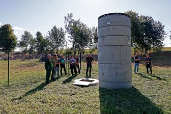 Von der Stallruine in Oberlungwitz bleibt nur ein Fledermauskeller - Dieser Turm dient Fledermäusen als Einflug in einen alten Keller.