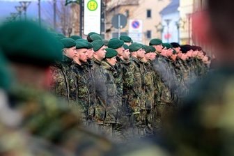 Von Frankenberg an den Hindukusch - In Frankenberg sind gestern die ersten Bundeswehrsoldaten zu einem neuen Einsatz nach Afghanistan verabschiedet worden.