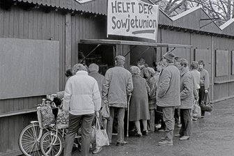 Von Großdemonstration bis Helmut Kohl: Fotoausstellung in Callenberg erinnert an die Wendezeit - Eine Fotoausstellung in der St. Katharinenkirchen Callenberg erinnert an die Wendezeit 1989.