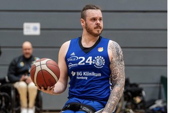Von Hamburg zu RB: Aaron Hirst wird neuer Center der Zwickauer Rollstuhlbasketballer - Bald wird Aaron Hirst im RB-Trikot in der ersten Rollstuhlbasketball-Bundesliga aktiv sein.
