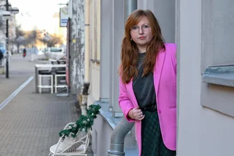 Von „Ich bin etwas erschrocken“ bis „Bringt eh nicht viel“: Reaktionen auf die gestoppte Belebung des Brühls in Chemnitz - Daniela Anis betreibt das Modegeschäft „The ginger club“. Sie unterstützt die Idee, aus dem Brühl einen belebten Kiez zu machen, auf dem es abends und nachts auch mal etwas lauter zugehen könnte.