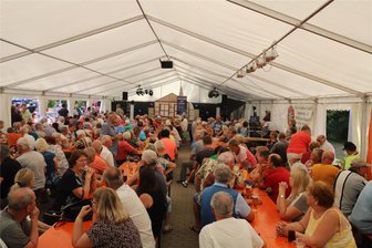 Von Kerkerhaft in Augustusburg bis Damenskat in Niederstriegis: Vier Tipps für die Woche in Mittelsachsen - Ab Freitagabend findet auf der Reußenhalde in Brand-Erbisdorf das 57. Stadt- und Haldenfest statt.