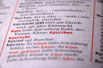 Küssen tut man heute nicht anders als vor 25 Jahren, darüber schreiben schon.