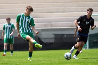 Von Langenau bis in den Kosovo: Junger Kapitän des FC Erzgebirge Aue musste schon einige Hürden überwinden - Im Sommer reiste Pascal Wendisch mit der U-18-Sachsenauswahl nach Südosteuropa.