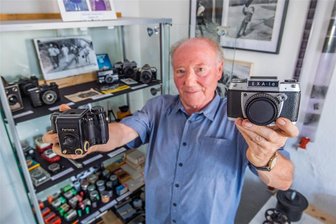 Von Leukersdorf bis Kuala Lumpur: Hobbyfotograf zeigt Werke - Hobbyfotograf Günter Gränitz (76) stellt in Leukersdorf aus - nicht nur Bilder, sondern auch Technik.