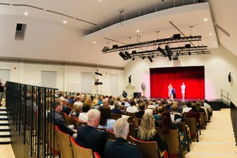 Von Märchen bis Tragikomödie: Was das Theater „Burattino“ in den Winterferien in Stollberg bietet - Blick in den Theatersaal im Westflügel des ehemaligen Frauengefängnisses Hoheneck. Er ist die Spielstätte des Kinder- und Jugendtheaters „Burattino“.