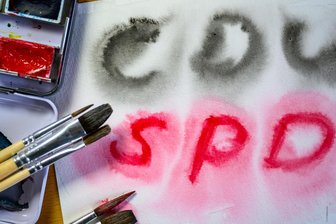 Von Migration bis Finanzen: Diese Knoten müssen Union und SPD lösen - Bis spätestens Ostern will Unionskanzlerkandidat Friedrich Merz (CDU) eine Regierungskoalition aus Union und SPD geschmiedet haben.
