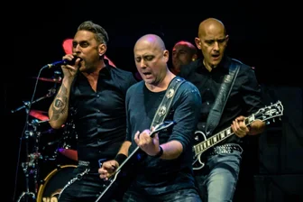 Von Pop bis Heavy: Diese Bands rocken am Samstag bei „Rock am Teich“ in Schneeberg - Am Samstag rockt die Band Voltbeat den Schneeberger Filzteich. Sie spielen die energiegeladene Show ihrer dänischen Vorbilder Volbeat.