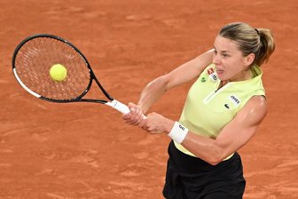 Von Qualifikation ins Finale: Chwalinska mit Tennis-Märchen - Maja Chwalinska bei einem Rückhandschlag.