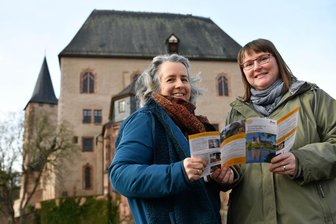 Von Rochlitz bis Ringethal: Schlösser laden zu nächtlichen Zeitreisen ein - Freuen sich auf Gäste: Antje Krahnstöver und Peggy Martin vom Team des Rochlitzer Schlosses.