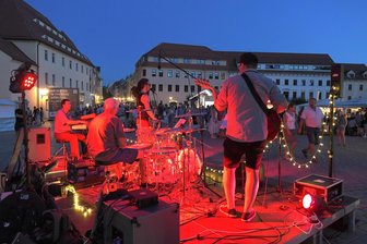 Von Video-Premiere über Livemusik bis Kulturbier: Fünf Tipps für die 14. Freiberger Nachtschicht - Ganz viel Livemusik, wie hier im Vorjahr, gibt es für Besucher der Freiberger Nachtschicht auch zur 14. Auflage.