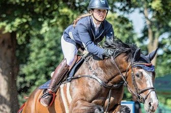 Von Volksläufen bis zum Spitzensport - Das Reitturnier in Neukirchen feiert seine 60. Auflage. Lokalmatadorin Nadine Göpfert wird sicher ebenfalls aufsatteln. 