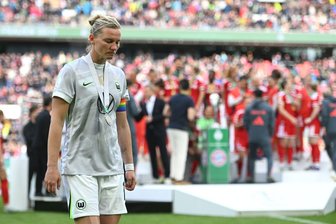 Von wegen Abschied: Popp über Ziele mit BVB und Neuzugänge - Alexandra Popp verpasste mit Wolfsburg den DFB-Pokalsieg.