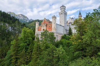 Von wegen Neuschwanstein: Sachsen hat das schönere Schloss - Schloss Neuschwanstein landet im Beliebtheitsranking des Portals kurz-mal-weg.de nur auf Platz 5.