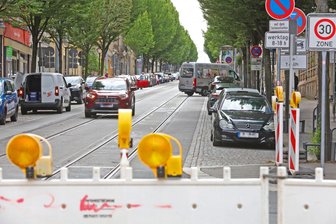Vorbereitung Umbau Bahnhofsvorplatz Zwickau: Vollsperrung der Bahnhofstraße - Die Bahnhofstraße wird ab Montag für sechs Wochen komplett gesperrt.