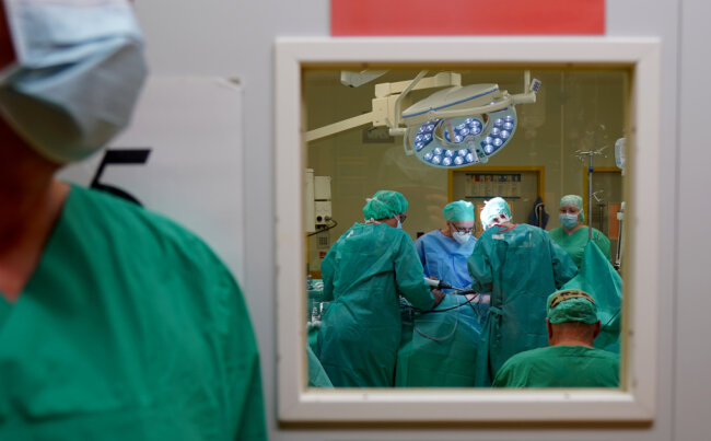Vorerst keine Mandel-OPs bei Kindern: HNO-Ärzte in Sachsen streiken - 