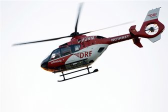 Vorfahrt genommen - Biker wird schwer verletzt auf der B 173 - Ein Rettungshubschrauber brachte den 39-jährigen Biker in ein Krankenhaus.