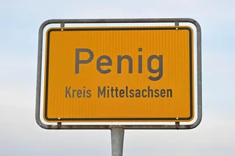 Vorfall mit Softair-Waffen in Penig: Darum waren die Männer damit unterwegs - In Penig wurden zwei Männer mit Softair-Waffen aufgespürt.