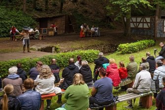 Vorhang auf im Grünfelder Park - Freilichttheater Waldenburg.