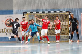 Vorm Spitzenspiel der Futsal-Bundesliga in Hohenstein-Ernstthal: Wer fehlen wird und wer im Training geschont wurde - Auf die Defensive von HOT 05 Futsal wird am Samstag gegen Weilimdorf viel Arbeit zukommen.
