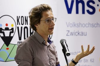 Vortrag in Werdau beleuchtet politische Radikalisierung - Felix Schilk spricht in Werdau zum Thema politische Radikalisierung.