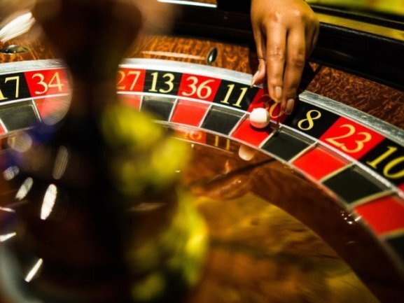 Vorwurf gegen Spielhallen-Betreiberin: Unerlaubtes Glücksspiel - 