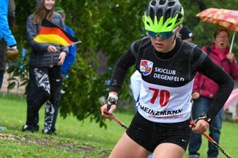 VSC-Kombiniererinnen räumen beim Alpencup ab - Thea Häckel überzeugte in Deggenfeld mit einem ersten und einem dritten Platz. 