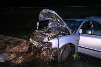 VW schleudert über S 283 -