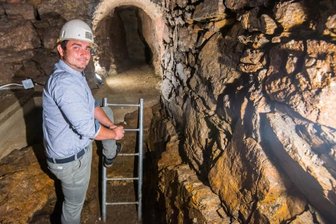 Wärme aus dem Schacht: Schneeberger will Bergbau zum Heizen nutzen - Johannes Düring sieht in Schneeberg viel Potenzial, mit Geothermieprojekten Energie aus den alten Schächten zu gewinnen. 