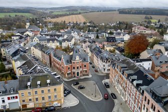 Wärmeplanung für Treuen liegt vor: Außer Spesen nichts gewesen? - Von einer zentralen Wärmeversorgung würde nur Treuens Innenstadt profitieren. Ein Ergebnis der Wärmeanalyse liegt nun vor. 2025 soll sie den Bürgern vorgestellt werden, danach muss der Stadtrat eine Entscheidung treffen.