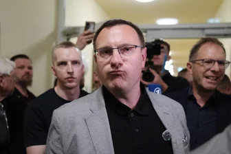 Wahl in Aue: Dürfte ein Rechtsextremist Bürgermeister sein? - Knapp verloren in Aue-Bad Schlema: Hartung von den Freien Sachsen.