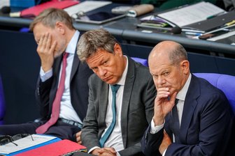 Wahlergebnisse in Sachsen und Thüringen: Fünf Lehren für die Berliner Politik - Für die Ampel-Regierung von Kanzler Olaf Scholz (v.r.n.l.), Vizekanzler Robert Habeck und Finanzminister Christian Lindner wirds schwierig.
