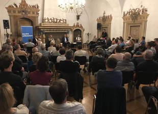 Wahlforum in Augustusburg: Kandidaten gehen in die Diskussion -