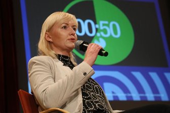 Wahlforum in Zwickau: OB-Kandidatin Kathrin Köhler wird Favoritenrolle gerecht - Vier von fünf Runden gingen an Kathrin Köhler von der CDU.