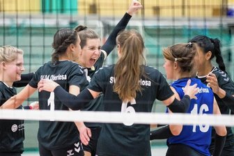 Wahrheit liegt in der Rückrunde - Paula Rohleder (Mitte) und ihre Teamkolleginnen vom SV 04 Oberlosa werden als Tabellenvierter in der Regionalliga nicht mehr unterschätzt.