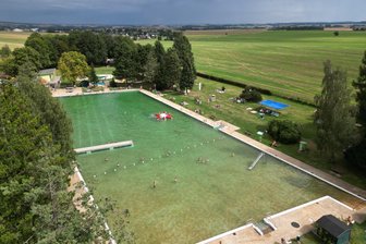 Waldbad Fraureuth hält Eintrittspreise stabil - Das fast 100 Jahre alte Waldbad Fraureuth öffnet am 24. Mai wieder für die Besucher.