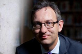 Waldenburg: Der Todesmarsch von 1945 ist Thema im Schloss - Roland Löffler, Direktor der Sächsischen Landeszentrale für politische Bildung, ist einer der Referenten.