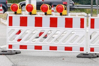 Waldheim: Kreisstraße gesperrt - Ein Straßeneinbruch macht eine Sperrung in Waldheim notwendig.