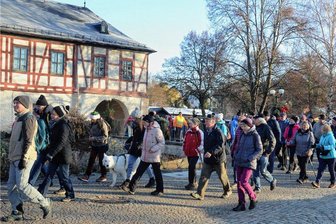 Wanderfalken beenden Jahr mit Start und Ziel in Rodewisch und mit vielen Gästen - 156 Teilnehmer gingen von der Rodewisch Schlossinsel auf Tour.