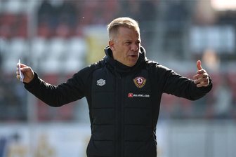 War die Niederlage in Halle das Ende für Dynamo-Trainer Anfang? - Markus Anfang bei der Niederlage in Halle.
