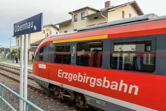 Warnstreik am Montag: Ist auch die Erzgebirgsbahn betroffen? - Die Erzgebirgsbahn auf der Strecke Olbernhau - Grünthal.