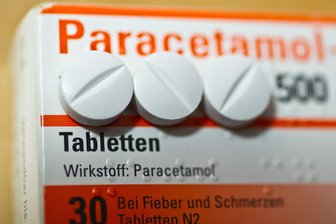 Warnung der Pharmahersteller vor lebensgefährlicher Paracetamol-Challenge auf TikTok entpuppt sich als falsch - Paracetamol ist ein in der Regel gut verträglicher und sicherer Wirkstoff gegen Schmerzen. Falsch dosiert, ist er aber lebensgefährlich.
