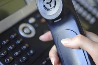 Warnung vor falschen Polizisten: Zahlreiche betrügerische Anrufe in der Region -