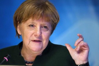 Warten auf Merkels Wahlkampf - Einst Erfolgsmodell, inzwischen Anlass zur Kritik: die Gelassenheit der Bundeskanzlerin.