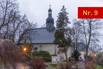 Warum ausgerechnet in einer Kirche der Glaube verloren gegangen ist - Die ehemalige Hospitalkirche Sankt Trinitatis. Die Spuren des jüngsten Kunstprojektes sind noch erkennbar. Doch aus der Vision, das Gotteshaus als Ausstellungs- und Veranstaltungszentrum neu mit Leben zu füllen, ist nichts geworden.