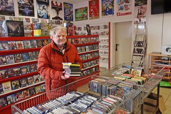 Warum beim „Games Freak“ in Hohenstein-Ernstthal jetzt alles raus muss - Seit 2003 betreibt Harald Petzold seinen Videogames-Shop in Hohenstein-Ernstthal. Doch bald ist Schluss.