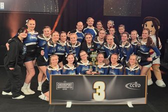 Warum Bronze für die Zwickauer Cheerleader Anerkennung und Ansporn zugleich ist - Das Seniorteam des Zwickauer Cheerleader-Vereins „The Peaches“ kam bei der Regionalmeisterschaft in Riesa auf Platz 3.