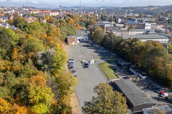 Warum das Landratsamt des Vogtlandkreises Käufer für ein Gewerbegebiet mitten in Plauen sucht - Die freien Gewerbeflächen nahe dem Mühlgraben in Plauen.