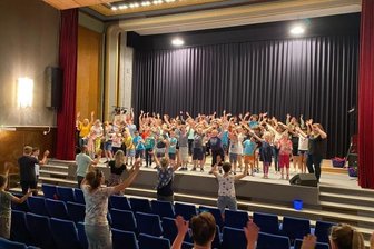 Warum dem Nachwuchs die Umwelt nicht egal ist - Im Kino Welttheater ging am Donnerstag die Generalprobe für den Tag der offenen Tür der Förderschule über die Bühne.